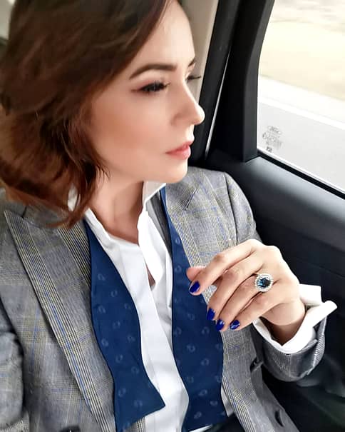 Andreea Marin și-a etalat inelul primit în dar de la iubitul consul. Sursa foto: Instagram