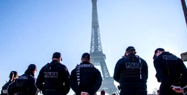Mobilizare masivă de polițiști și jandarmi în Franța pentru Revelion! Poliție