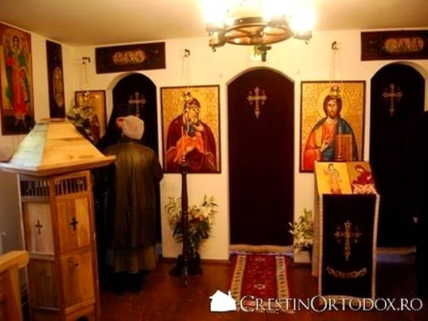 Misterele mănăstirii la care a fost criminalul de la Braşov, înainte de triplul asasinat! Ce se întâmplă acolo! FOTO