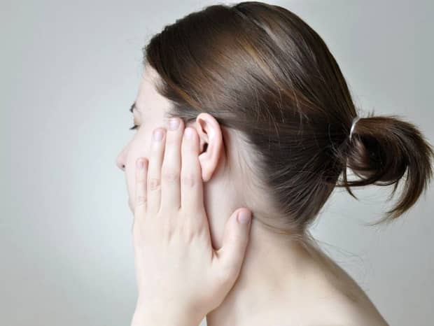 Remedii simple pentru durerile din ureche