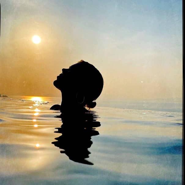 Gina Pistol, în vacanță exotică alături de Smiley! Prezentatoarea Asia Express s-a lăsat fotografiată în costum de baie. FOTO
