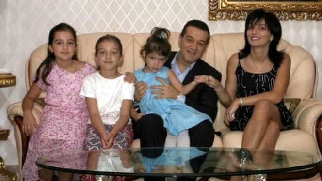 FOTO / Ce-au crescut „fetele lui tata”! Ce super DOMNIŞOARE sînt fiicele lui Gigi Becali! Aseară a fost MARE petrecere