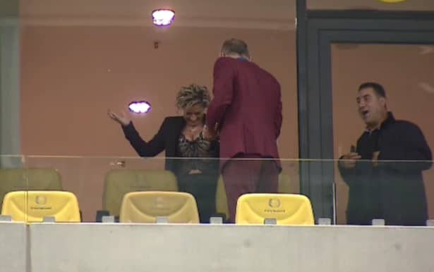 GALERIE FOTO. Reacţia lui Gigi Becali cînd a văzut cum a venit îmbrăcată Anamaria Prodan la meci