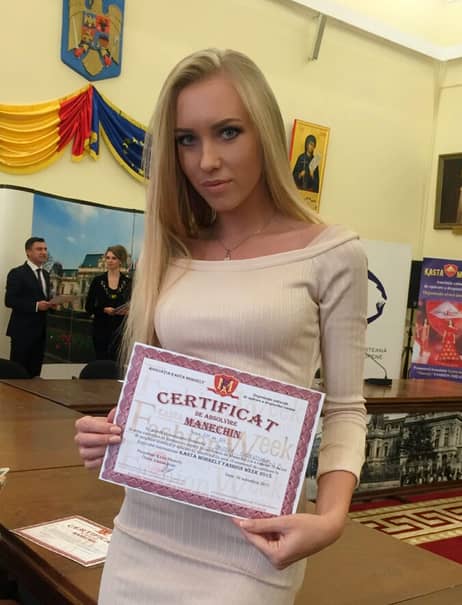 O moldoveancă din Chişinau a fost desemnată Miss Romania 2015. Cine este Kristina Ciasovschih
