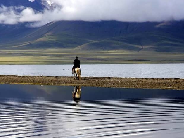 FOTO. Cele patru lacuri sfinte, oglinda spiritualităţii tibetane