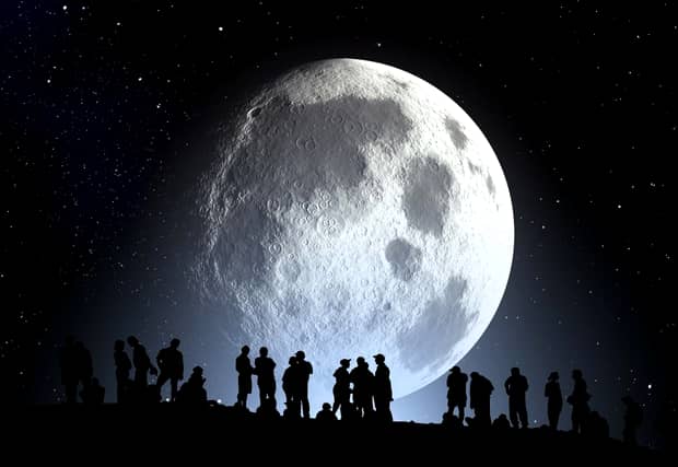 Cum va afecta zodiile luna plină care va avea loc în această noapte