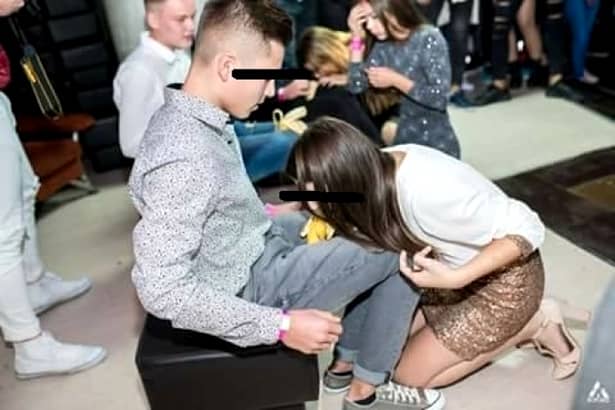 S-a declanşat ancheta la liceul din Cluj-Napoca, după ce elevele de 15 ani au mimat sexul oral la Balul Bobocilor! Primele declaraţii oficiale. GALERIE FOTO