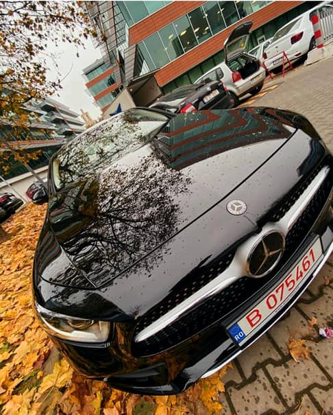 Cum arată maşina lui Selly de la 5 GANG! Bolidul Mercedes costă aproape 100.000 euro