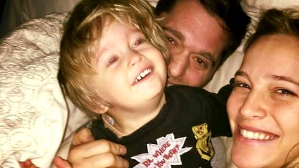Cântărețul Michael Bublé s-a retras din muzică pentru a-i fi alături fiului său bolnav de cancer