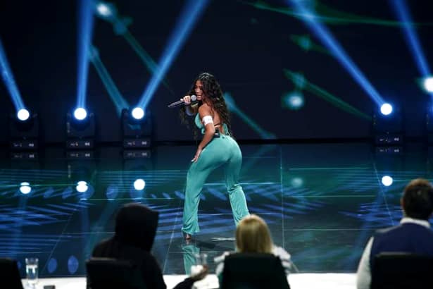 Bella Santiago, apariţie spectaculoasă la Eurovision 2019. Câştigătoarea de la X Factor a uimit fanii