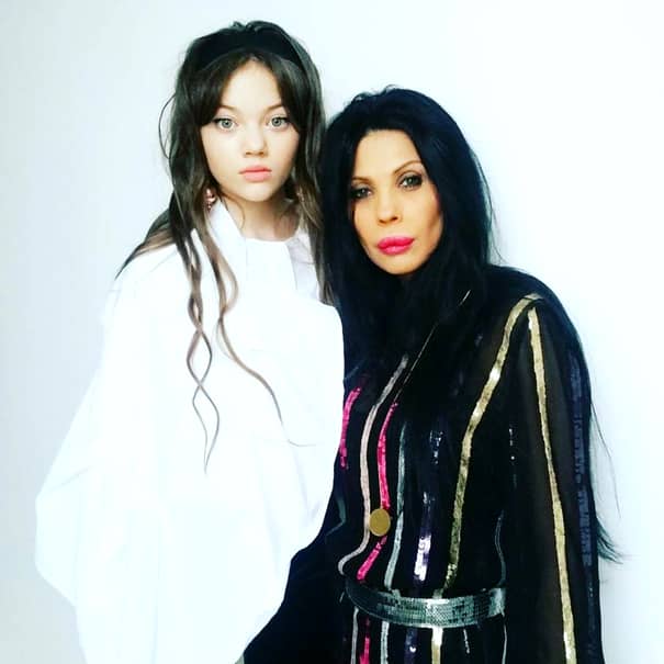Creatoarea de modă Ingrid Vlasov radiază de fericire alături de fiica sa, Noelle