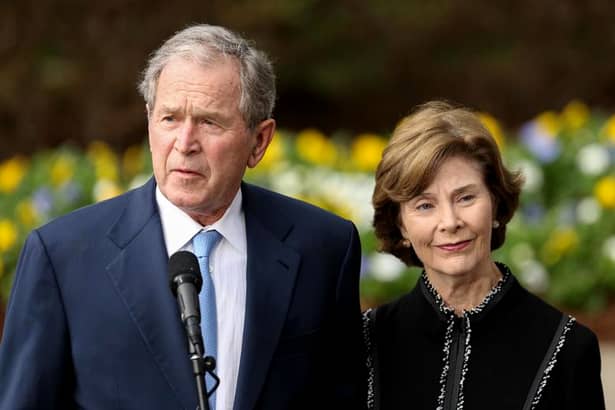 Cum arăta Laura Bush, soția lui George W. Bush, înainte să moară