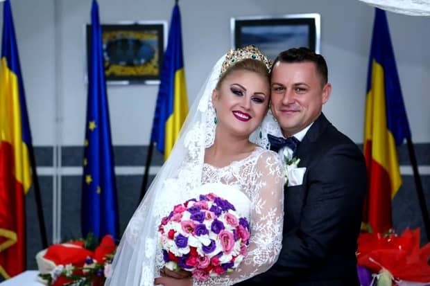 Nuntă de Cartea Recordurilor în Maramureş! 7000 de invitaţi au petrecut în şapte locaţii, aflate în şapte localităţi GALERIE FOTO
