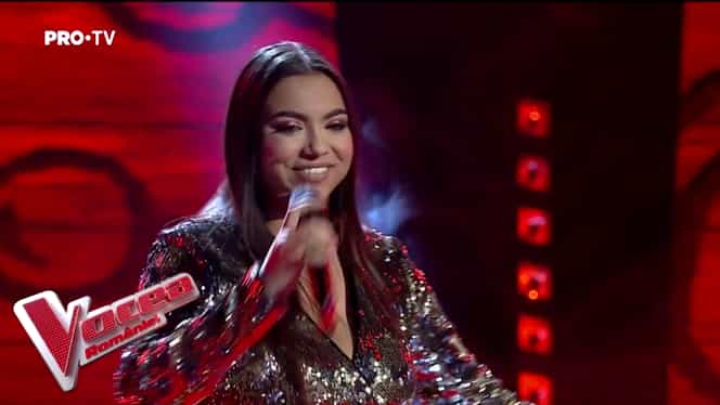 Adriana Simionescu, fata lui Adrian Minune, criticată pentru prestaţia de la Vocea României: „Urlă, nu interpretează”