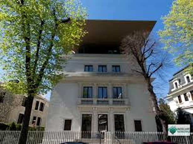 Cea mai scumpă vilă din București a fost scoasă la vânzare! Cât costa bijuteria arhitecturală!