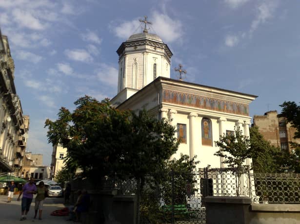 Furt de Revelion! Cutia milei de la Biserica Sf Dumitru din Bucureşti a fost spartă