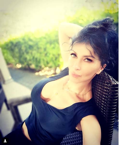 Mihaela Rădulescu a împlinit vârsta de 49 de ani! Nu a ratat ocazia să se afișeze topless