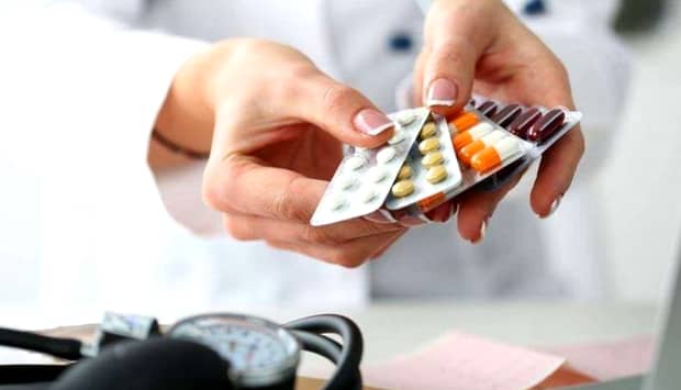 Farmaciile din România nu vor mai vinde medicamente la bucată! De când intră în vigoare