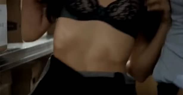 În serialul ”Suits”, Megha Markle este filmată în lenjerie intimă, în ipostaze incendiare