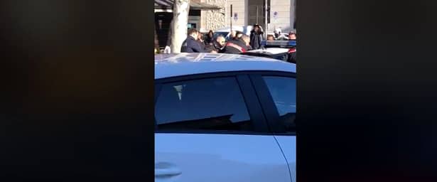 Un român a luat ostatic un om și a rănit alți doi, în centrul Veneției. Ce a urmat apoi. VIDEO