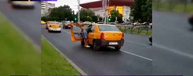 Poliţistă lovită cu maşina în Bucureşti 