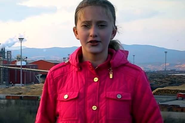 Elevă din Reșița, mesaj pentru clasa politică din România: „Corupţia mă sufocă. Ce viitor îmi oferiţi?”