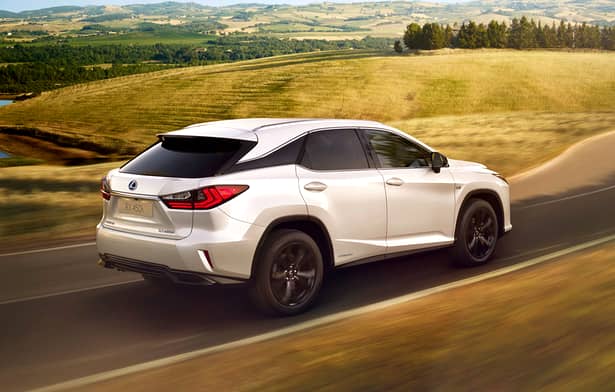 Lexus pregăteşte sosirea noului RX Sport! Cu ce modificări vine SUV-ul premium!