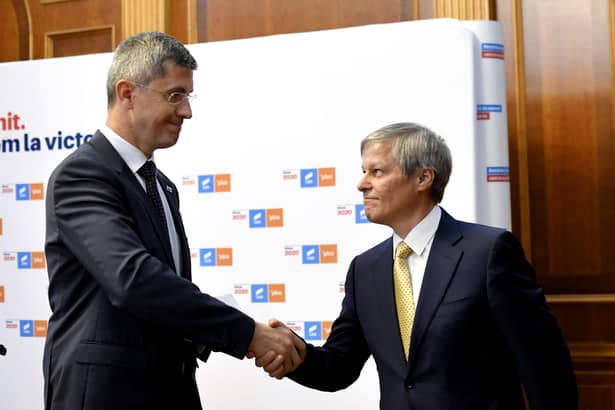 Alianța USR - PLUS, „love story” cu năbădăi! Barna și Cioloș