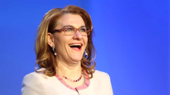 VIDEO Maria Grapini a numărat greșit voturile pentru Kovesi! O europarlamentară olandeză a dat-o la o parte