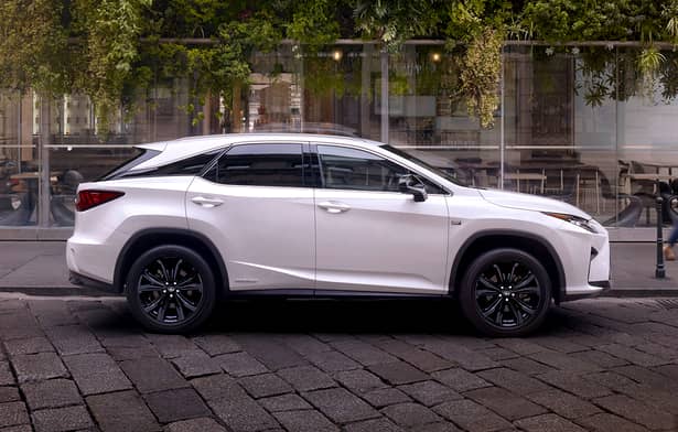 Lexus pregăteşte sosirea noului RX Sport! Cu ce modificări vine SUV-ul premium!