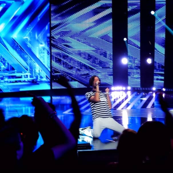 Alex Plingu, concurentul de la X Factor şi-a revenit, după tragedia din Colectiv: „Ma simt VIU”