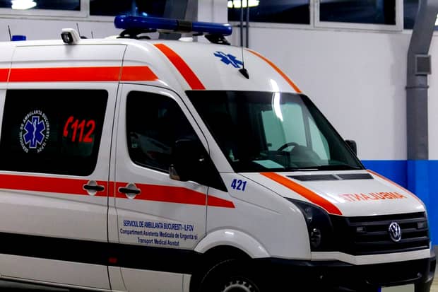 Accident cu 5 victime în Bacău. Printre victime sunt doi copii