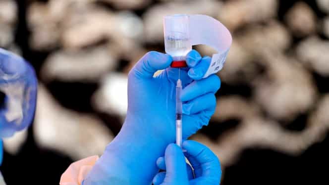 China a început testarea unui vaccin împotriva coronavirusului. 108 voluntari au fost deja injectați