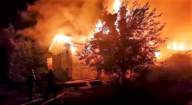 Cernavodă, prins în flăcări! Doi bărbați au murit în propria locuință