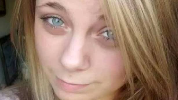 O tânără din SUA şi-a scos singură ochii! Femeia a fost găsită cu un ochi în mână!