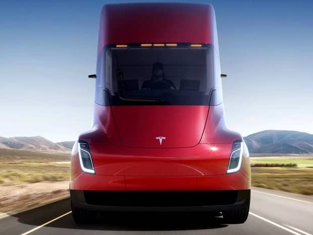 Tesla a lansat primul camion electric! Accelerează până la 100 de km în doar 5 secunde!