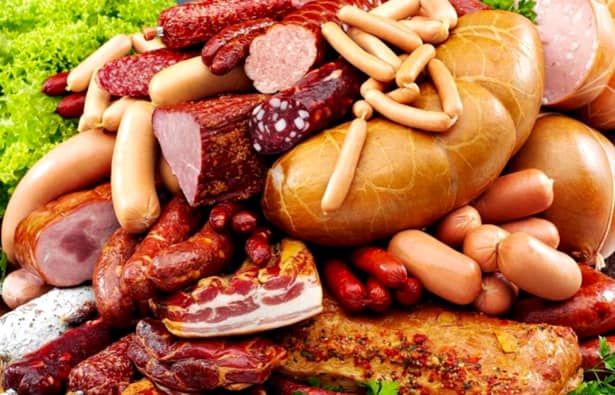 Alimentele toxice pe care și tu le ai în frigider! Milioane de români le consumă