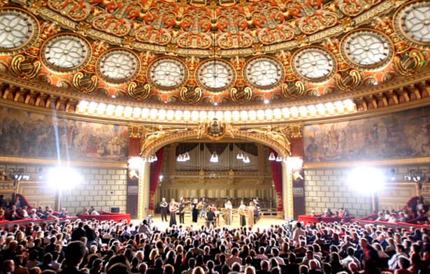Festivalul și Concursul „George Enescu” a tentat anul acesta 400 de concurenți din toată lumea, cei mai mullți din Europa și Asia