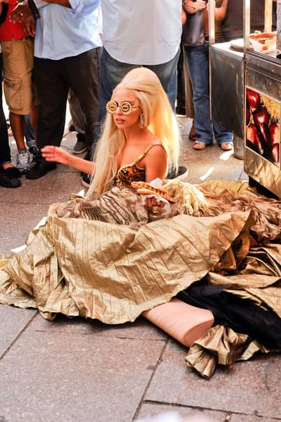 Lady Gaga, pictorial incendiar! Cântăreața a pozat NUD