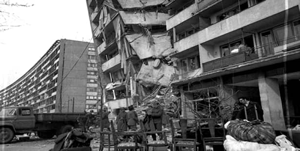 Cutremurul din 4 martie 1977 a dărâmat și blocuri construite după anii '60, cum ar fi cel de la intersecția Străzii Lizeanu cu Bulevardul Ștefan cel Mare, demolat apoi în întregime
