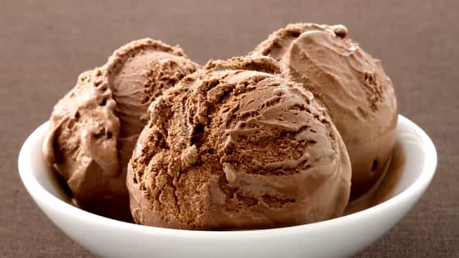 Cum facem înghețată de ciocolată acasă? Rețeta cu care nu veți da greș