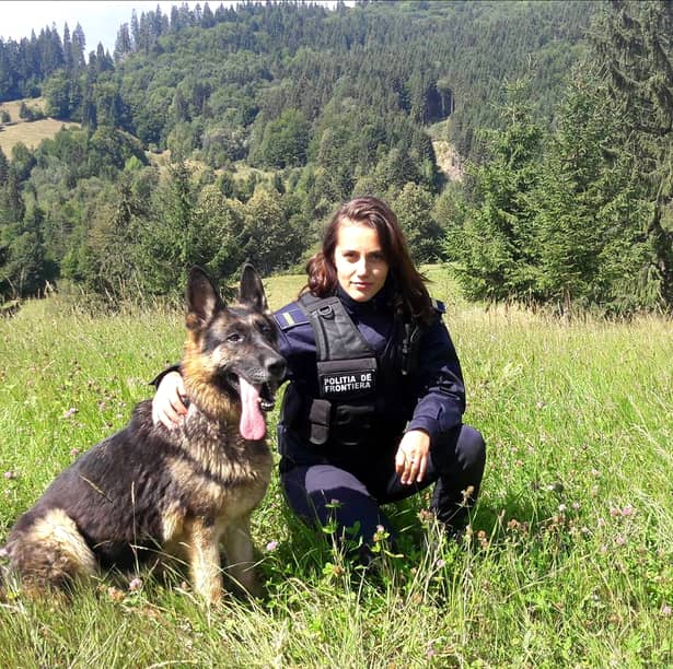 Ada e cea mai frumoasă poliţistă din România! Cum arată bruneta din Rădăuţi