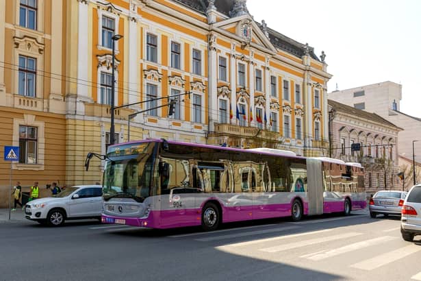 Cum arată autobuzele cu dotări de ultimă generaţie din Cluj Napoca!