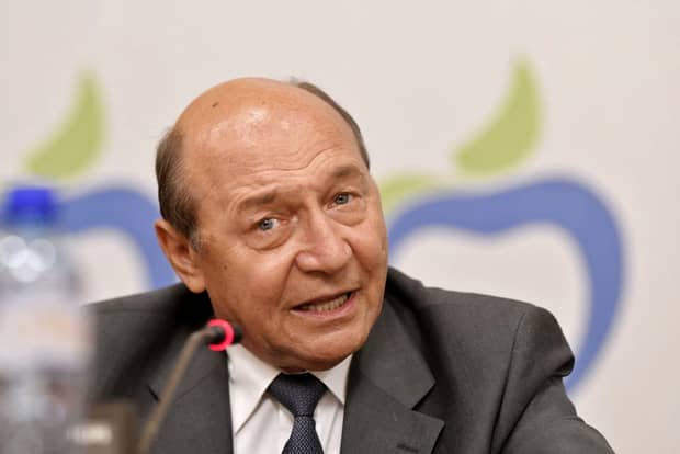 Traian Băsescu, anunțul care aruncă în aer alegerile pentru Primăria Capitalei! „Îi bat și pe Firea și pe Rareș, la un loc”