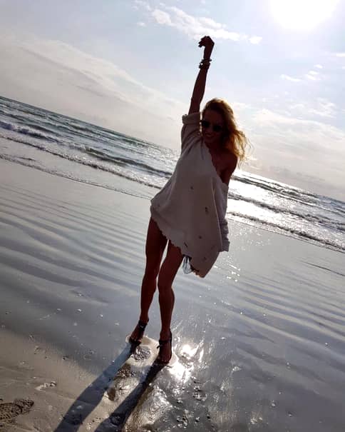 Flavia Mihășan, la plajă. Imaginile așteptate de fani sunt aici