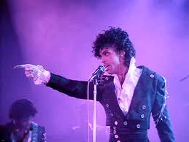 Michael Jackson, un mare admirator al lui Prince! Au fost RIVALII anilor de glorie ai muzicii pop! Galerie FOTO