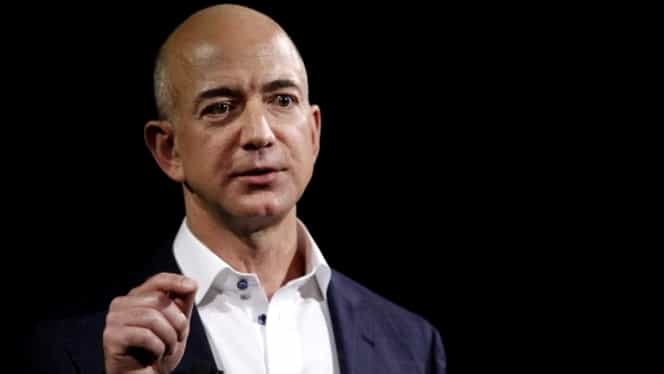 Jeff Bezos divorțează după 25 de ani de căsnicie. Partajul îl va costa titlul de cel mai bogat om din lume!