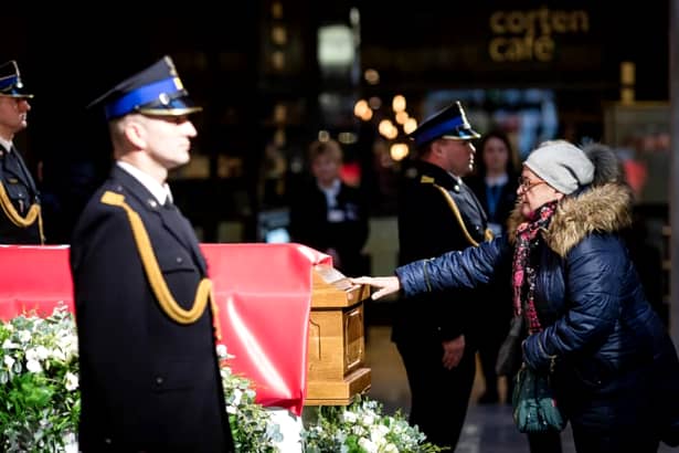 Înmormântarea primarului Gdansk, Pawel Adamowicz. Ce s-a întâmplat în timpul funeraliilor
