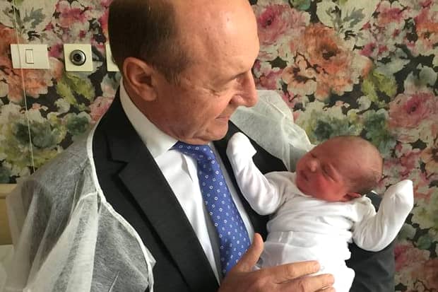 Fiica Elenei Băsescu a împlinit o lună! Ce cadou a primit de la mama ei!