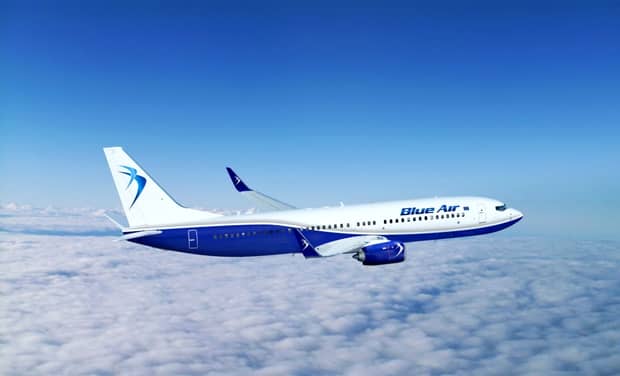 Un avion Blue Air cu 109 pasageri la bord a aterizat de urgenţă pe Aeroportul Mihail Kogălniceanu